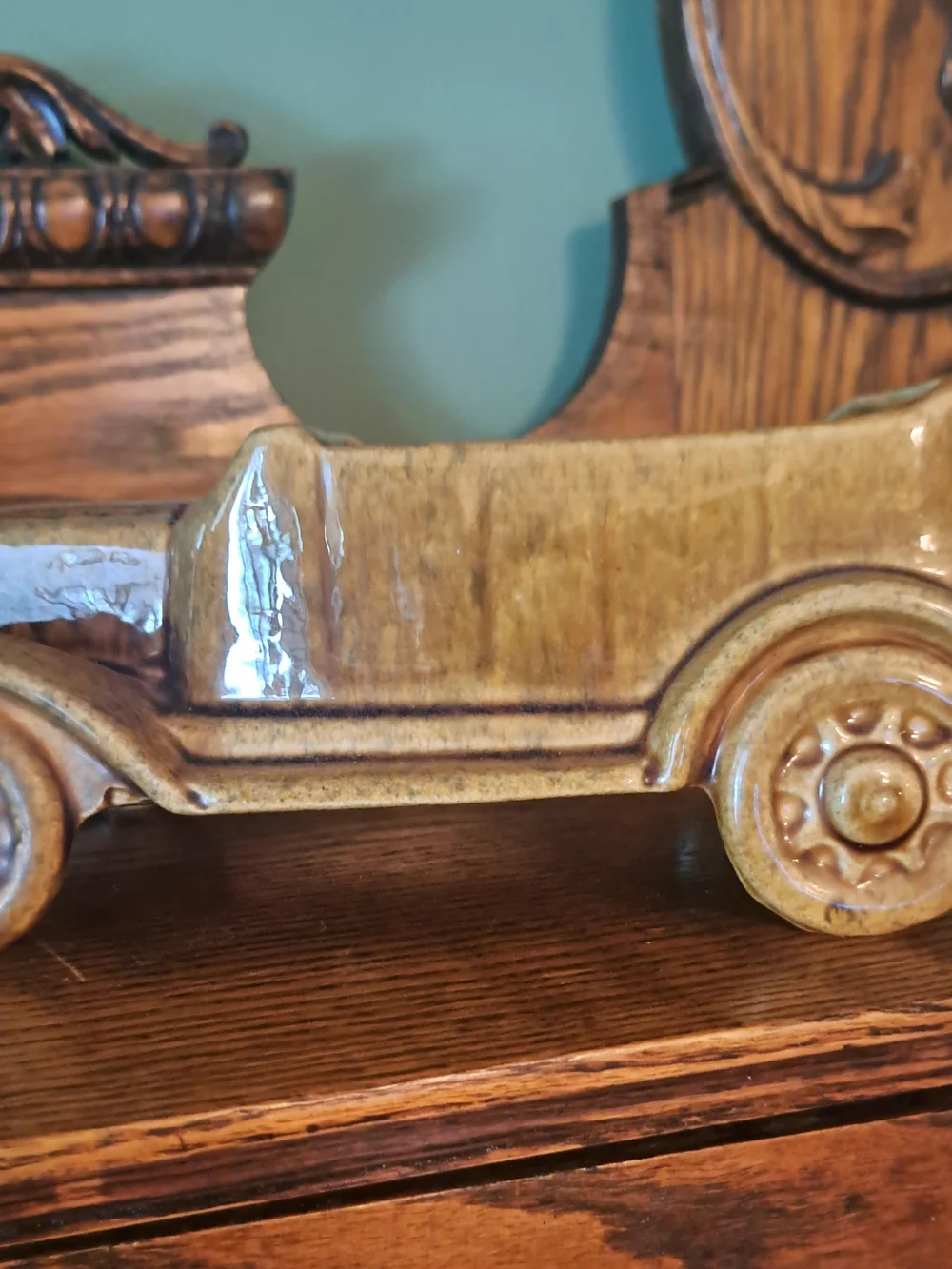 Vintage Haeger Pottery #276  Brown Car Planter Made In USA